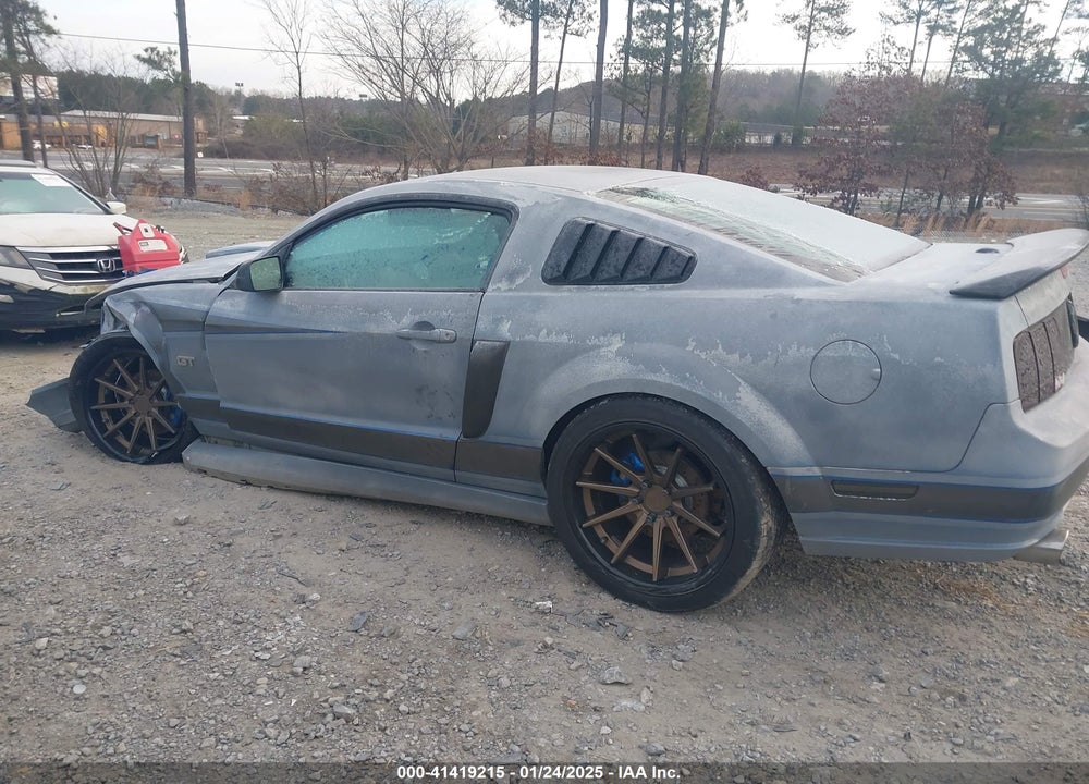 2007 FORD MUSTANG GT DELUXE/GT PREMIUM VIN: 1ZVHT82HX75225077