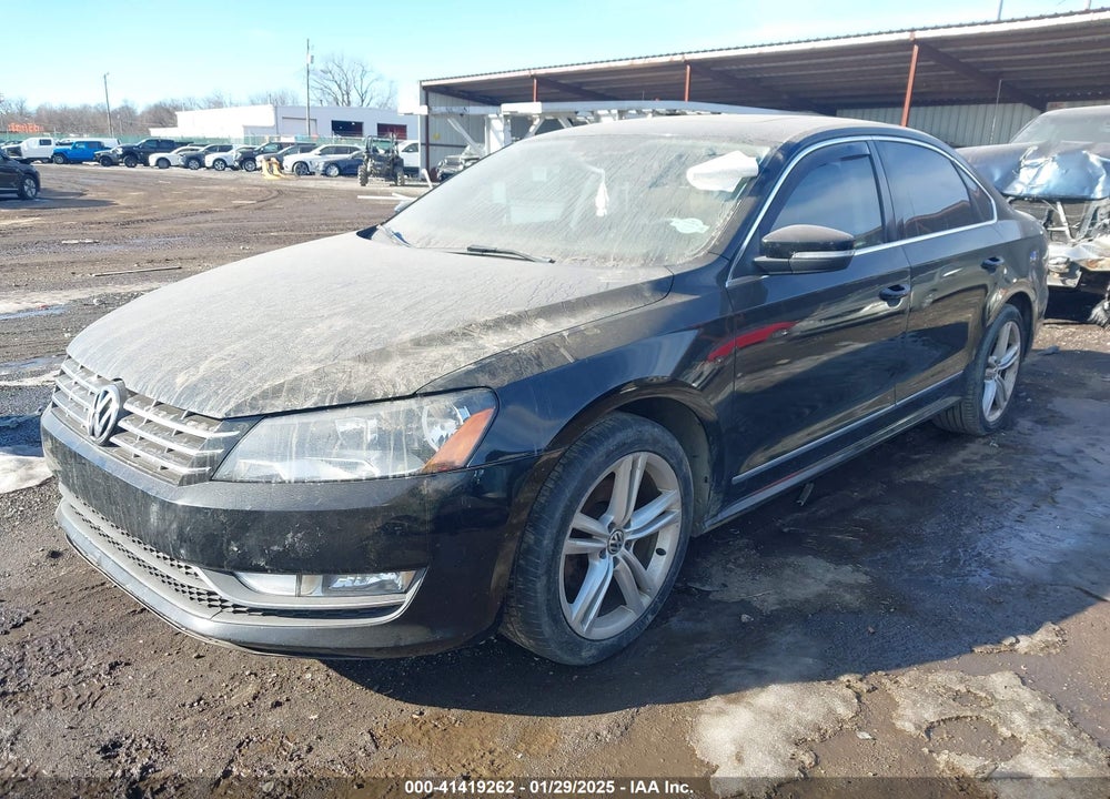 2013 VOLKSWAGEN PASSAT VIN: 1VWCN7A30DC025949