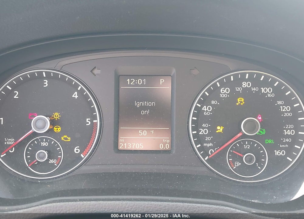2013 VOLKSWAGEN PASSAT VIN: 1VWCN7A30DC025949