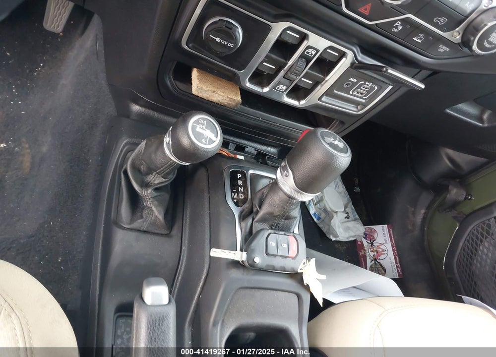 2023 JEEP WRANGLER / VIN: 1C4HJXDM0PW515898