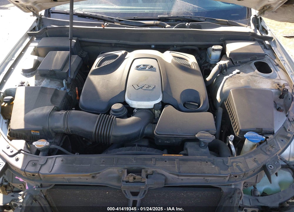 2009 HYUNDAI GENESIS VIN: KMHGC46F89U041552