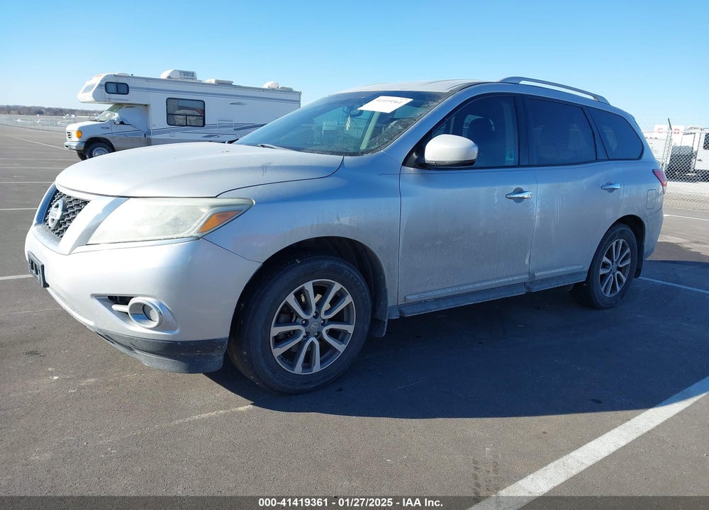 2013 NISSAN PATHFINDER SL VIN: 5N1AR2MN9DC638176