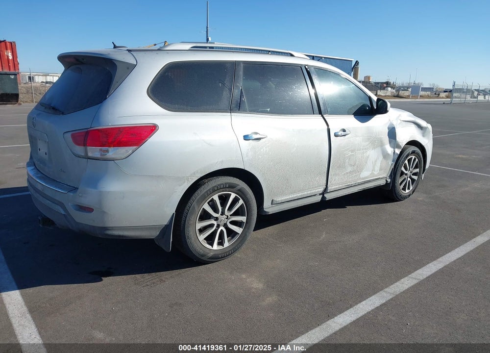 2013 NISSAN PATHFINDER SL VIN: 5N1AR2MN9DC638176