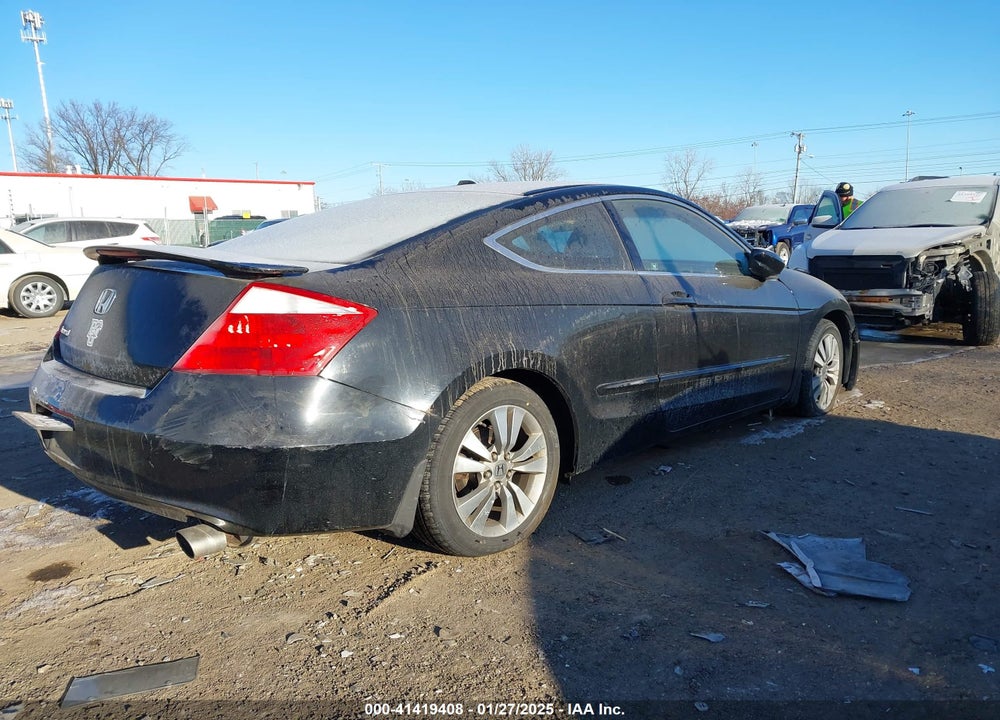 2009 HONDA ACCORD VIN: 1HGCS12869A005664