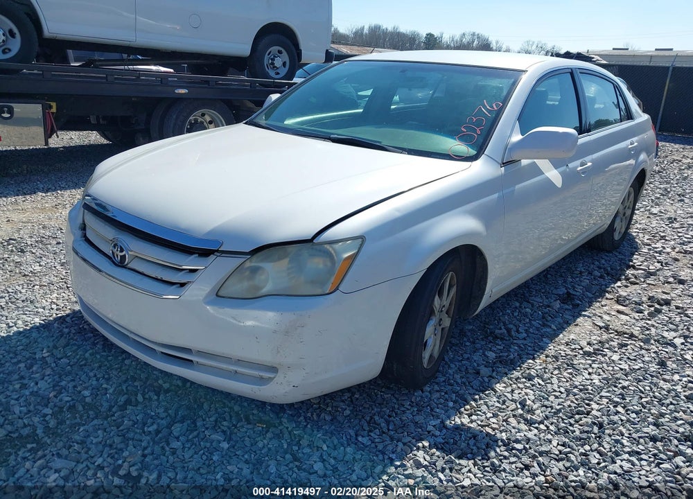 2005 TOYOTA AVALON XL VIN: 4T1BK36B85U002376