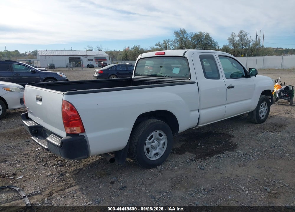 2015 TOYOTA TACOMA VIN: 5TFTX4CN5FX061111