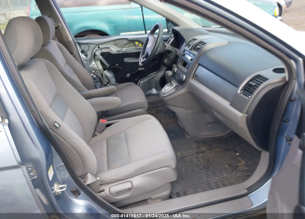2011 HONDA CR-V LX VIN: 5J6RE4H30BL094441