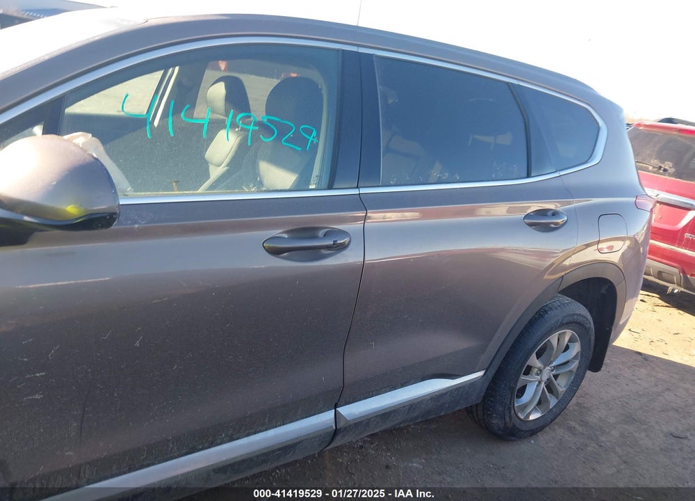 2019 HYUNDAI SANTA FE SEL VIN: 5NMS3CAD5KH128935