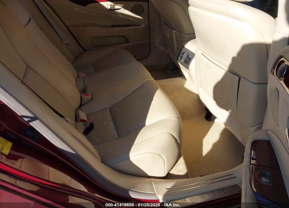 2008 LEXUS LS 460 VIN: JTHBL46F585067029