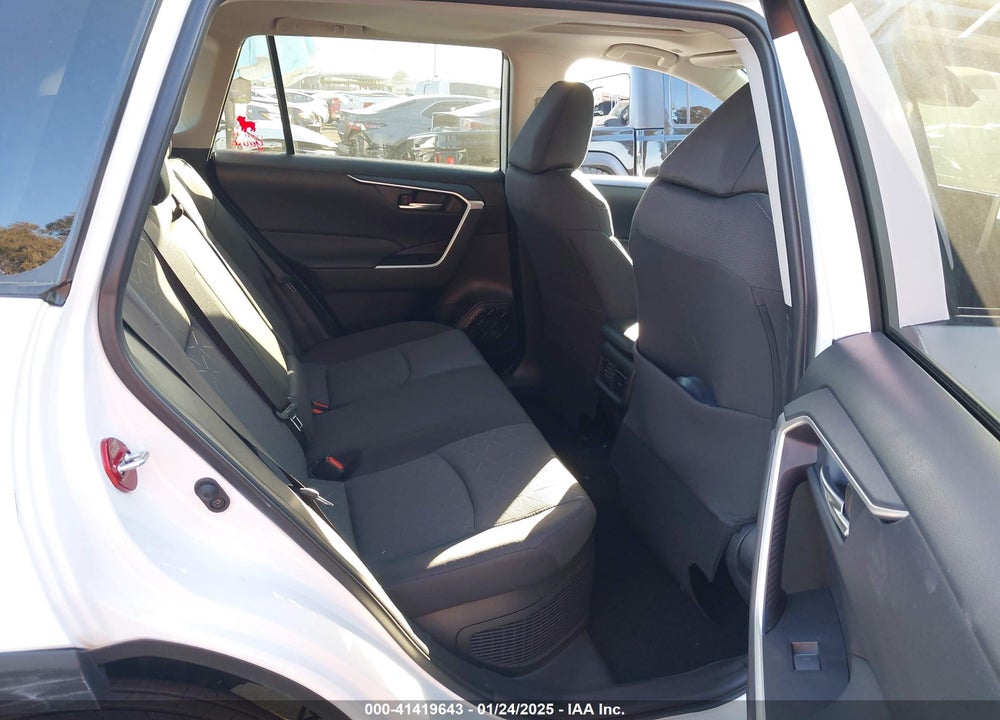 2024 TOYOTA RAV4 HYBRID XLE VIN: 4T3RWRFV9RU119655
