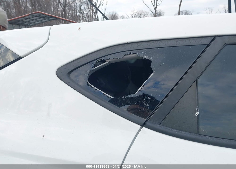 2018 HYUNDAI TUCSON SE VIN: KM8J23A41JU814259