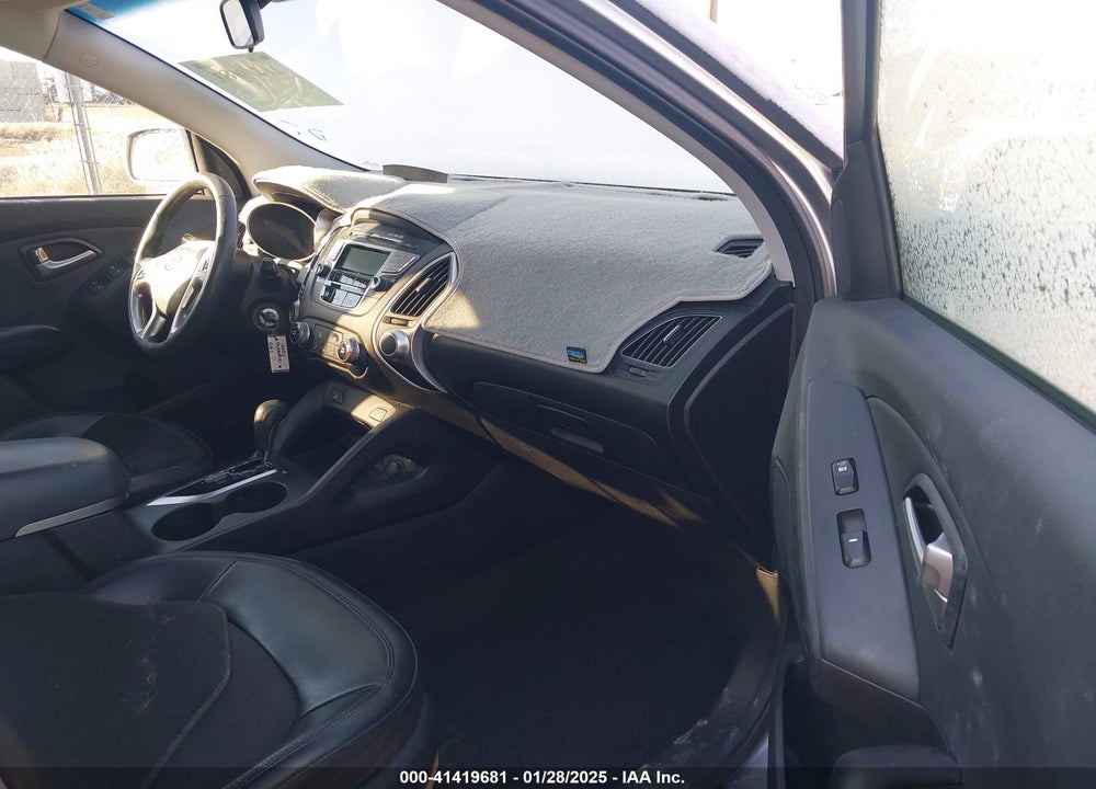2012 HYUNDAI TUCSON GLS VIN: KM8JUCAC9CU480034