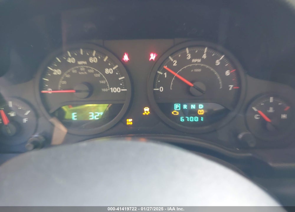 2008 JEEP WRANGLER / VIN: 1J4GA391X8L606077