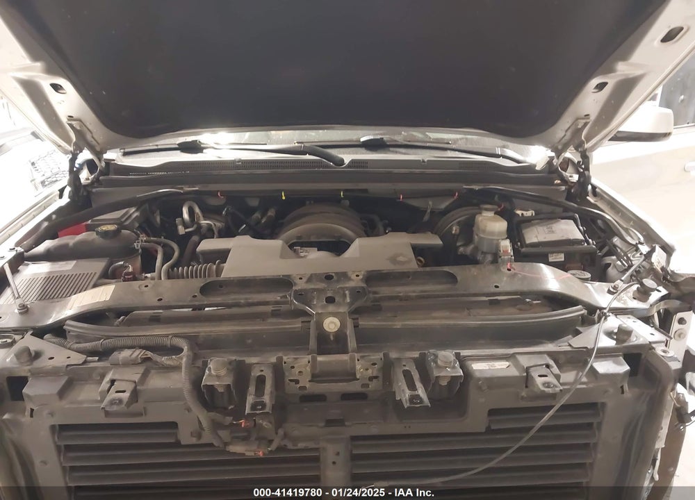 2019 CHEVROLET SUBURBAN LT VIN: 1GNSCHKC5KR232993