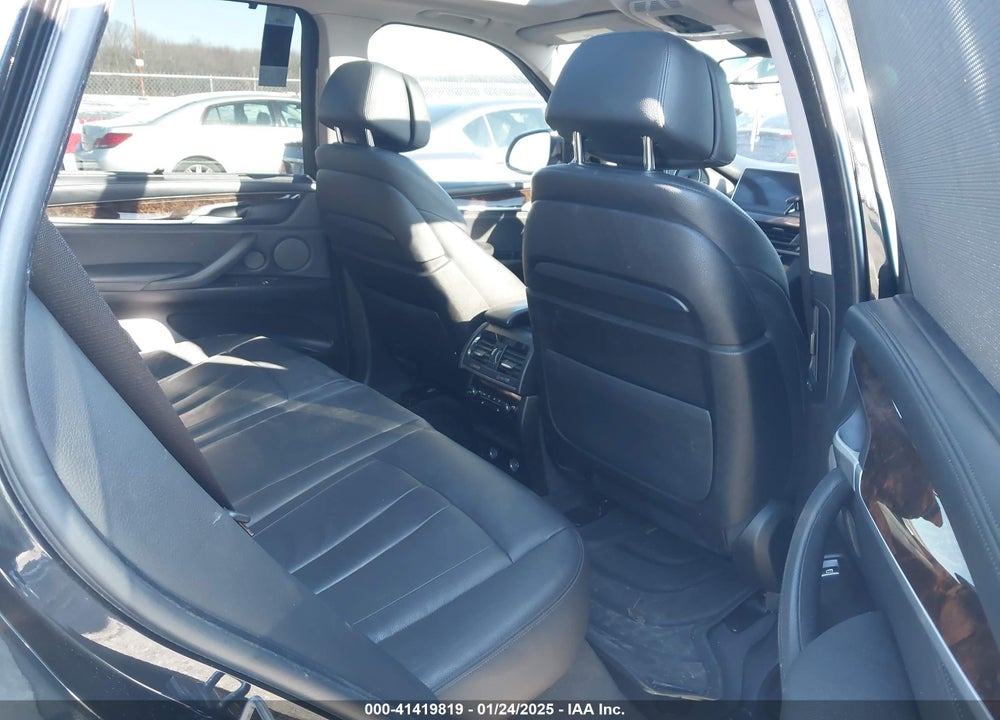 2015 BMW X5 XDRIVE50I VIN: 5UXKR6C59F0J78327