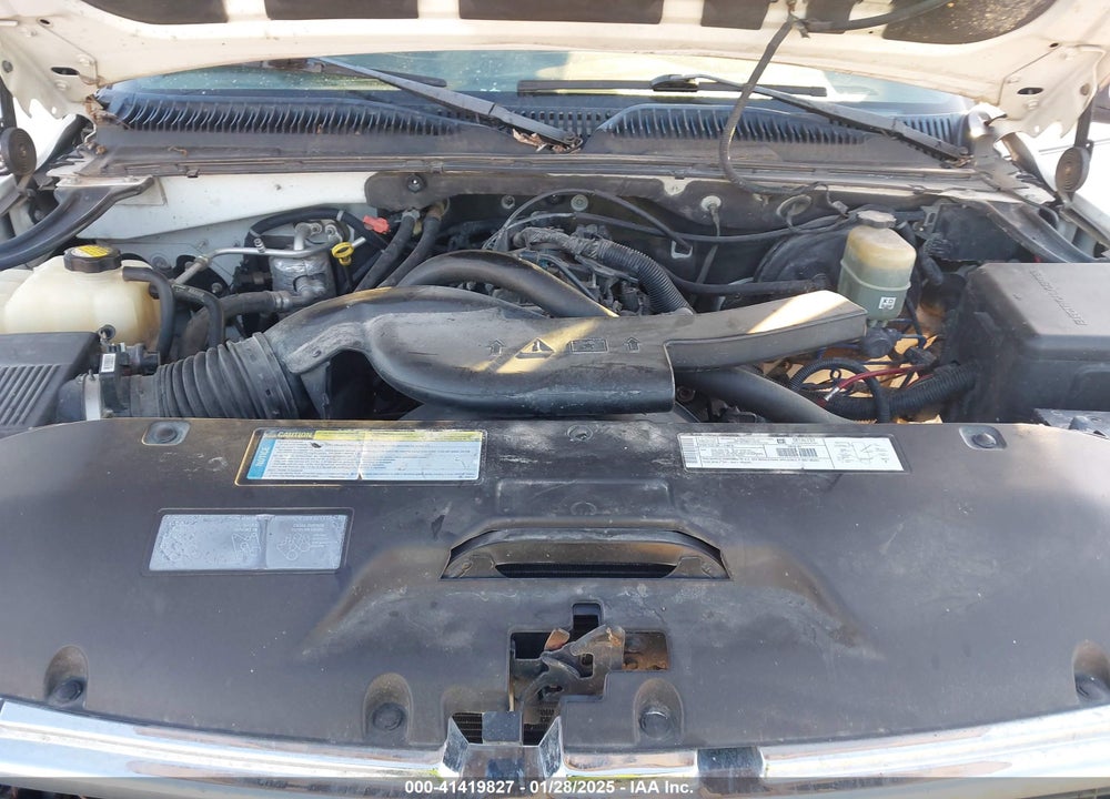 2001 CHEVROLET TAHOE VIN: 1GNEK13T01R175168