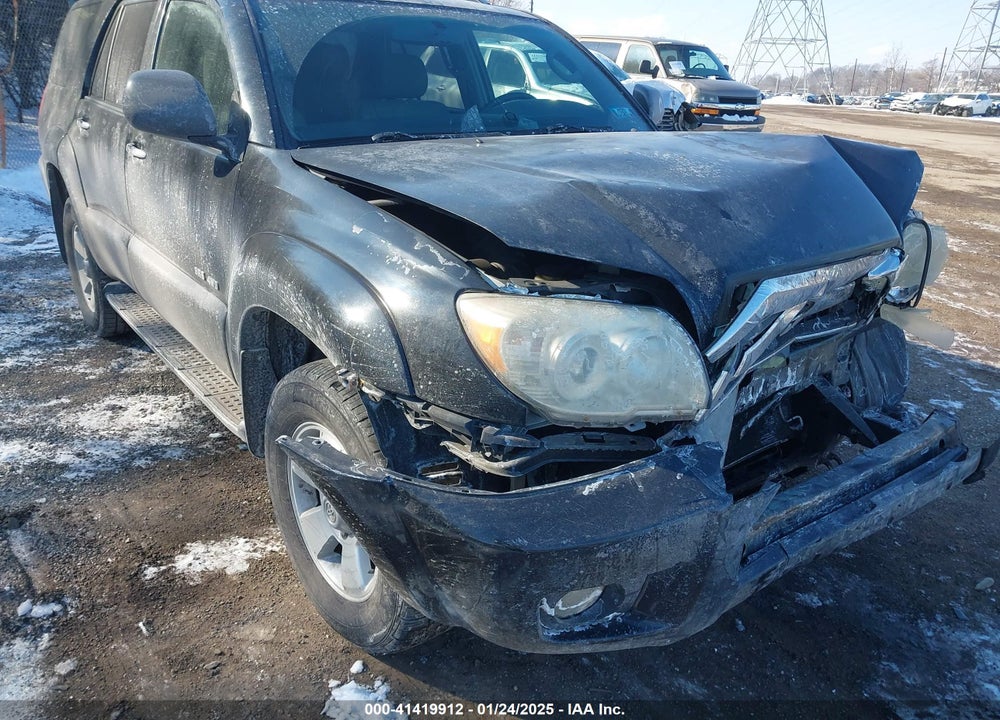 2007 TOYOTA 4RUNNER SR5 V6 VIN: JTEBU14R570113458