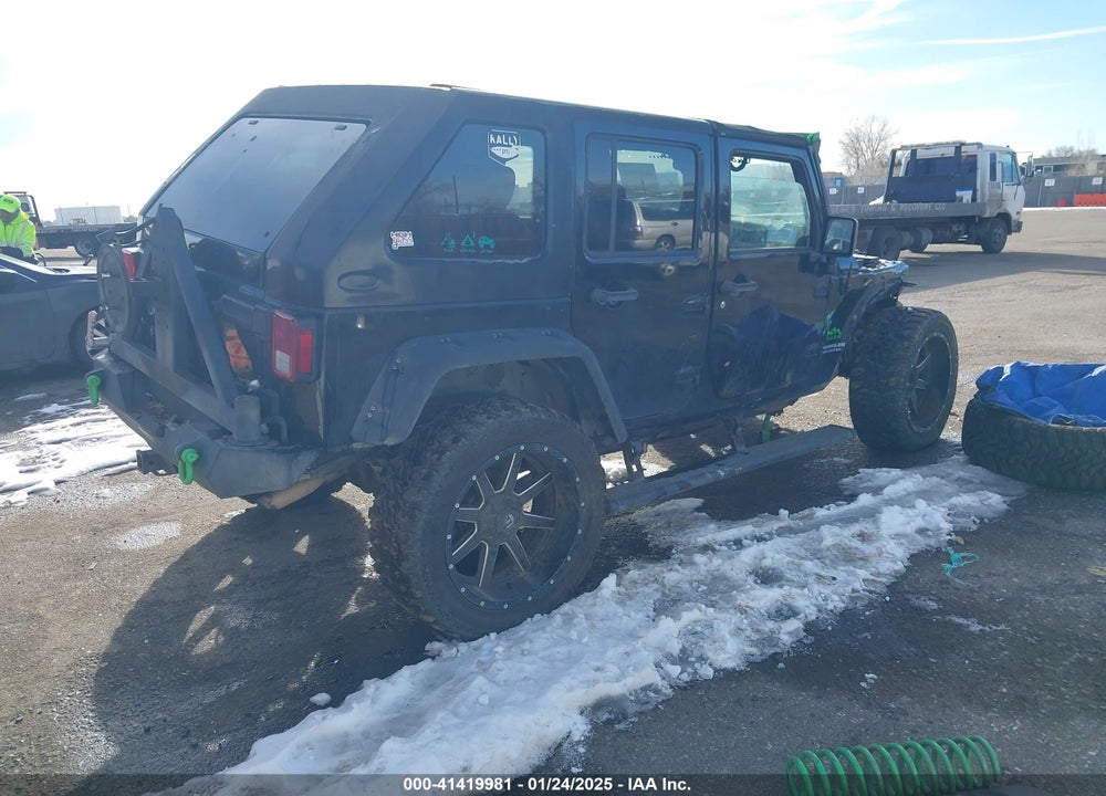 2015 JEEP WRANGLER UNLIMITED SAHARA VIN: 1C4BJWEG0FL531902