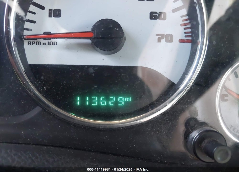 2015 JEEP WRANGLER UNLIMITED SAHARA VIN: 1C4BJWEG0FL531902
