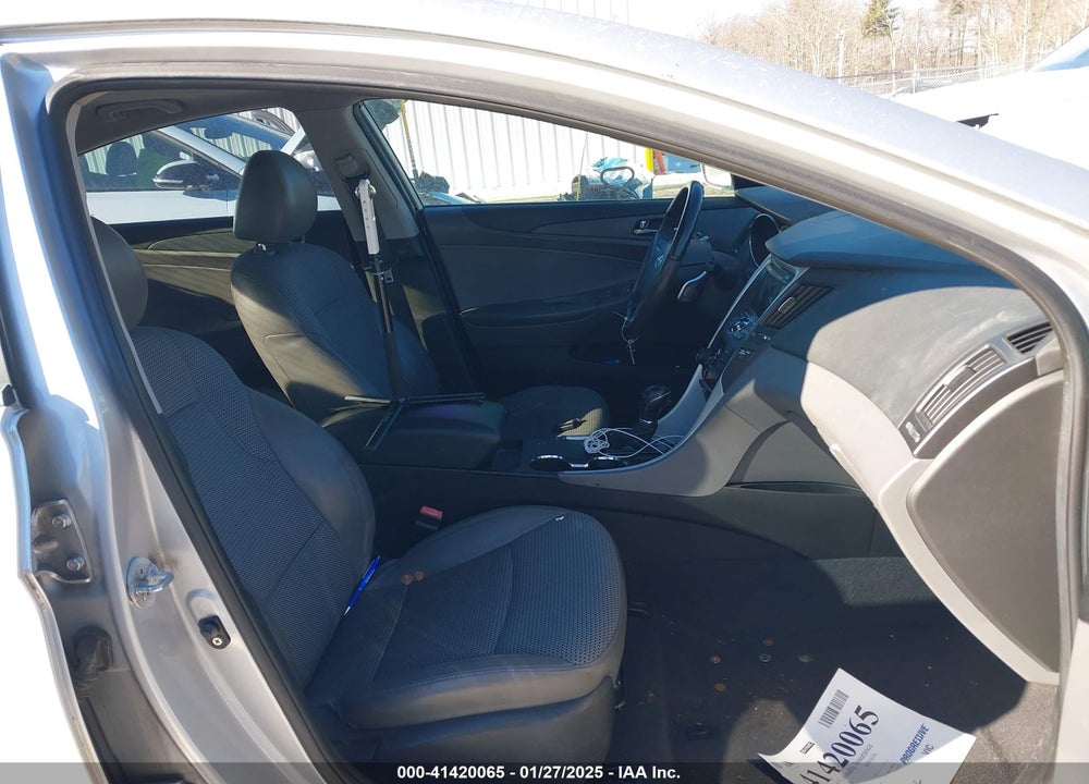 2011 HYUNDAI SONATA VIN: 5NPEC4ACXBH056577