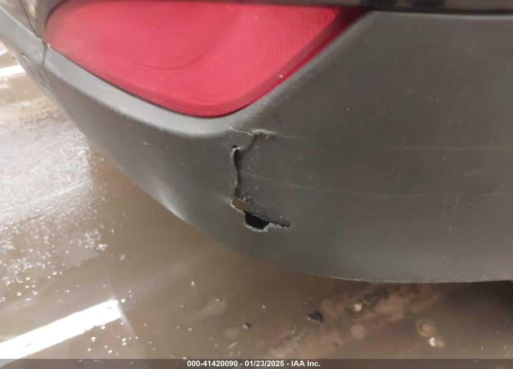 2013 HYUNDAI TUCSON LIMITED VIN: KM8JU3AC8DU683496