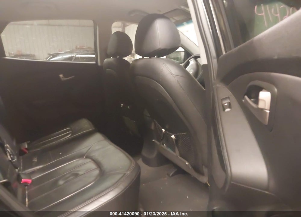 2013 HYUNDAI TUCSON LIMITED VIN: KM8JU3AC8DU683496