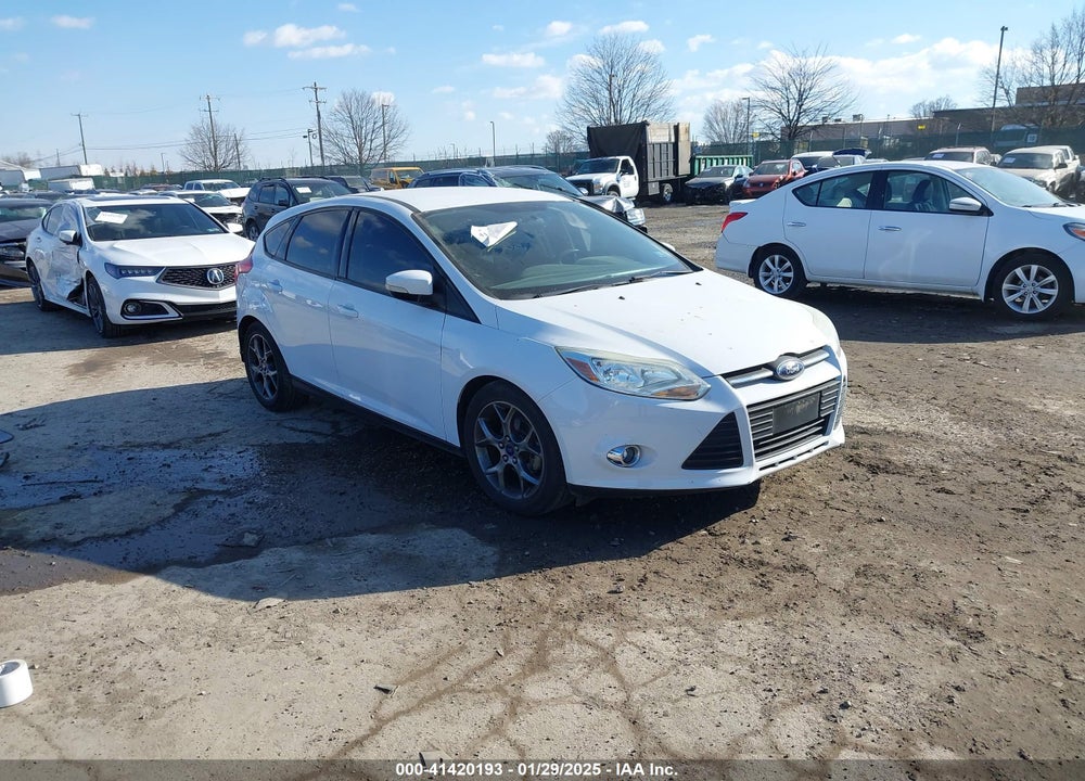 2014 FORD FOCUS SE VIN: 1FADP3K25EL337966