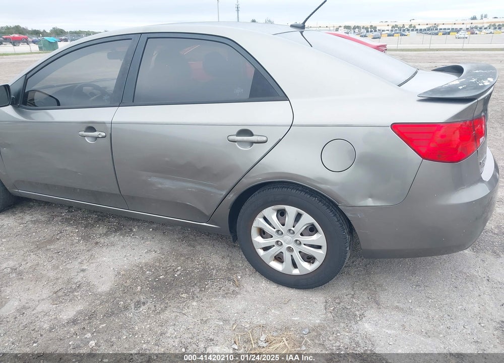 2012 KIA FORTE VIN: KNAFU4A2XC5622163