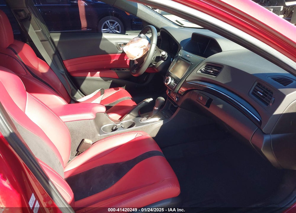 2019 ACURA ILX PREMIUM A-SPEC PACKAGES/TECHNOLOGY A-SPEC PACKAGES VIN: 19UDE2F82KA003590