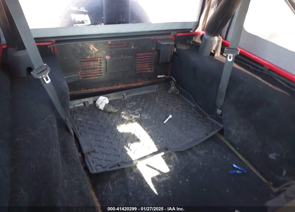 2005 JEEP WRANGLER UNLIMITED VIN: 1J4FA44S05P375941