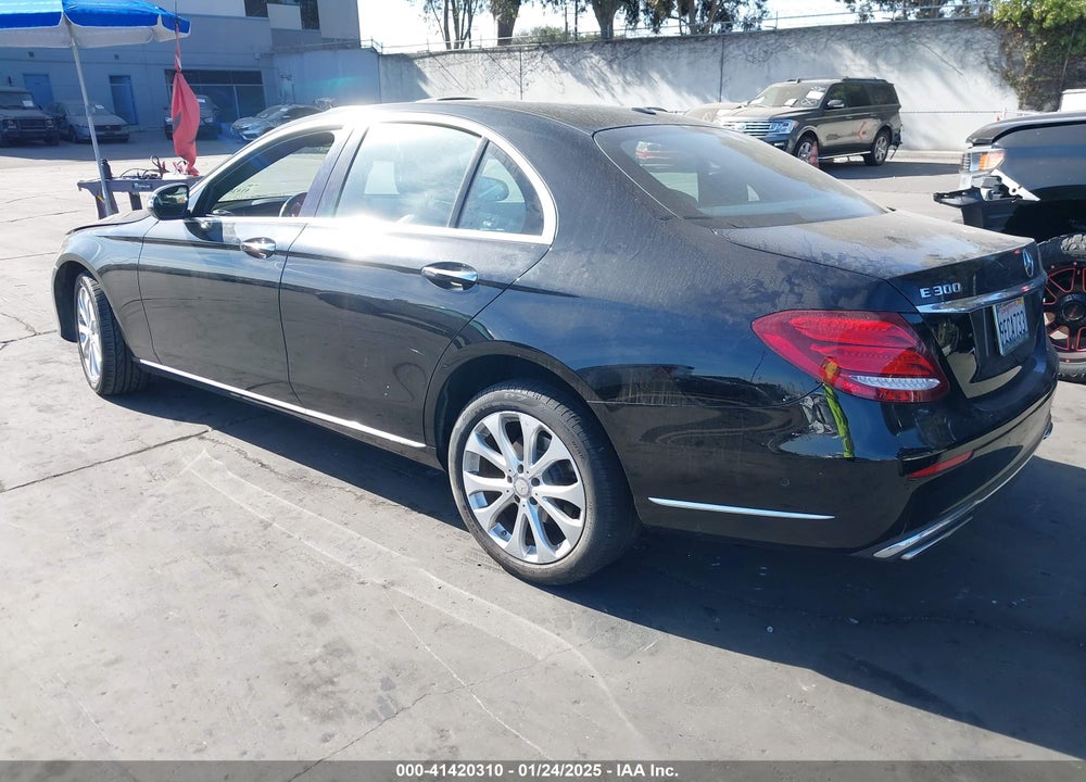 2017 MERCEDES-BENZ E 300 VIN: WDDZF4JB4HA174288