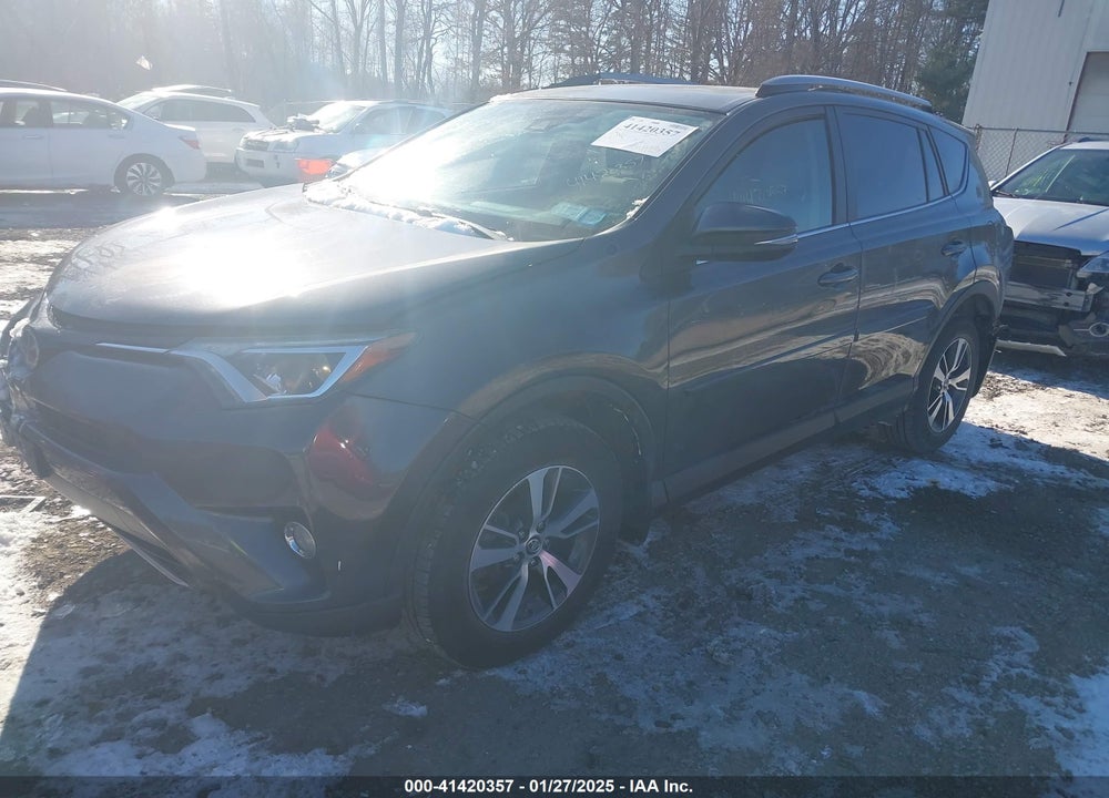 2017 TOYOTA RAV4 XLE VIN: JTMRFREV9HJ127673