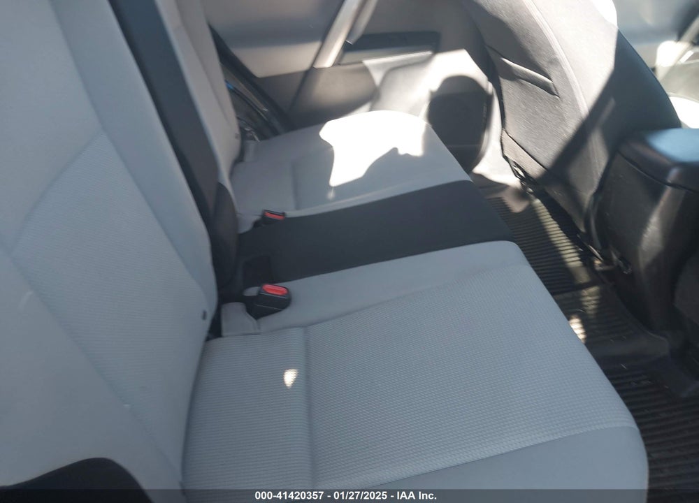 2017 TOYOTA RAV4 XLE VIN: JTMRFREV9HJ127673