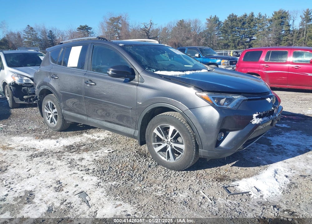 2017 TOYOTA RAV4 XLE VIN: JTMRFREV9HJ127673