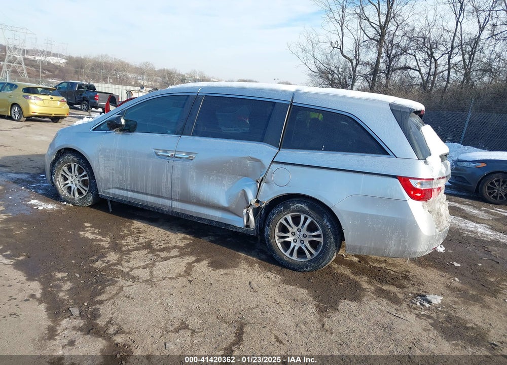 2011 HONDA ODYSSEY EX-L VIN: 5FNRL5H60BB021665
