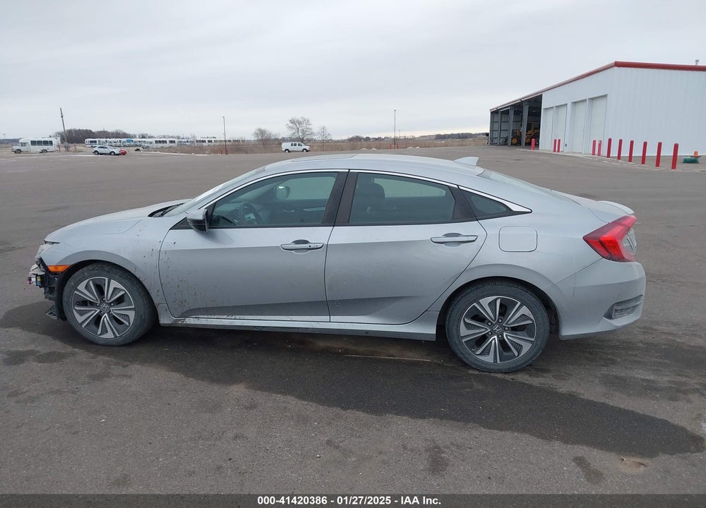 2017 HONDA CIVIC VIN: 19XFC1F31HE025419