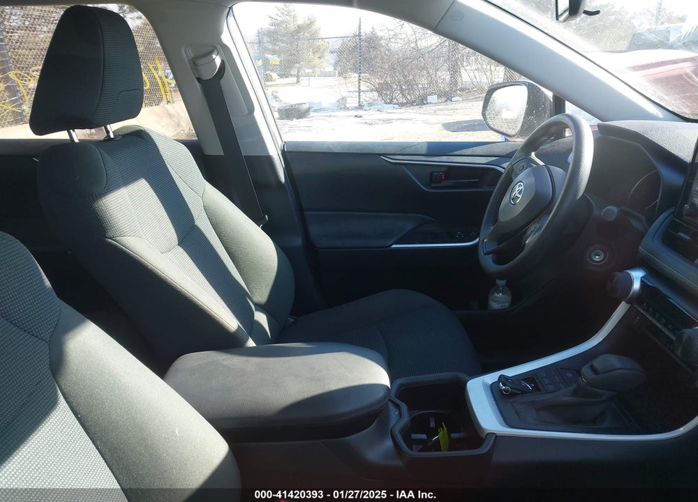 2022 TOYOTA RAV4 LE VIN: 2T3F1RFV2NC289143