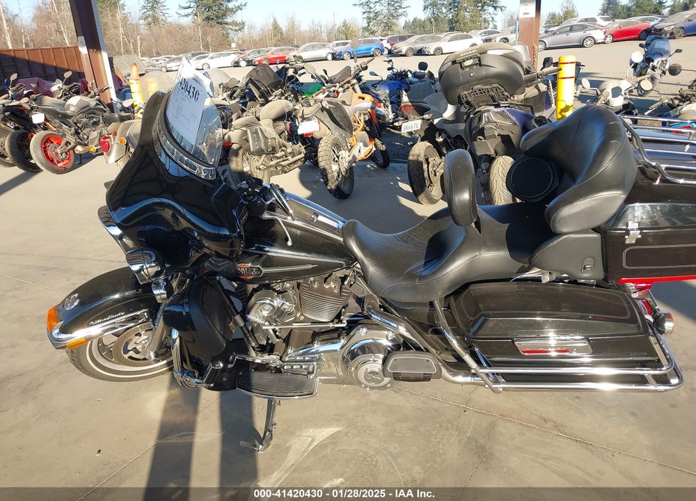 2008 HARLEY-DAVIDSON FLHTCUI VIN: 1HD1FC4138Y612891
