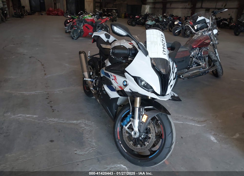 2024 BMW S 1000 RR VIN: WB10E6308R6J21804