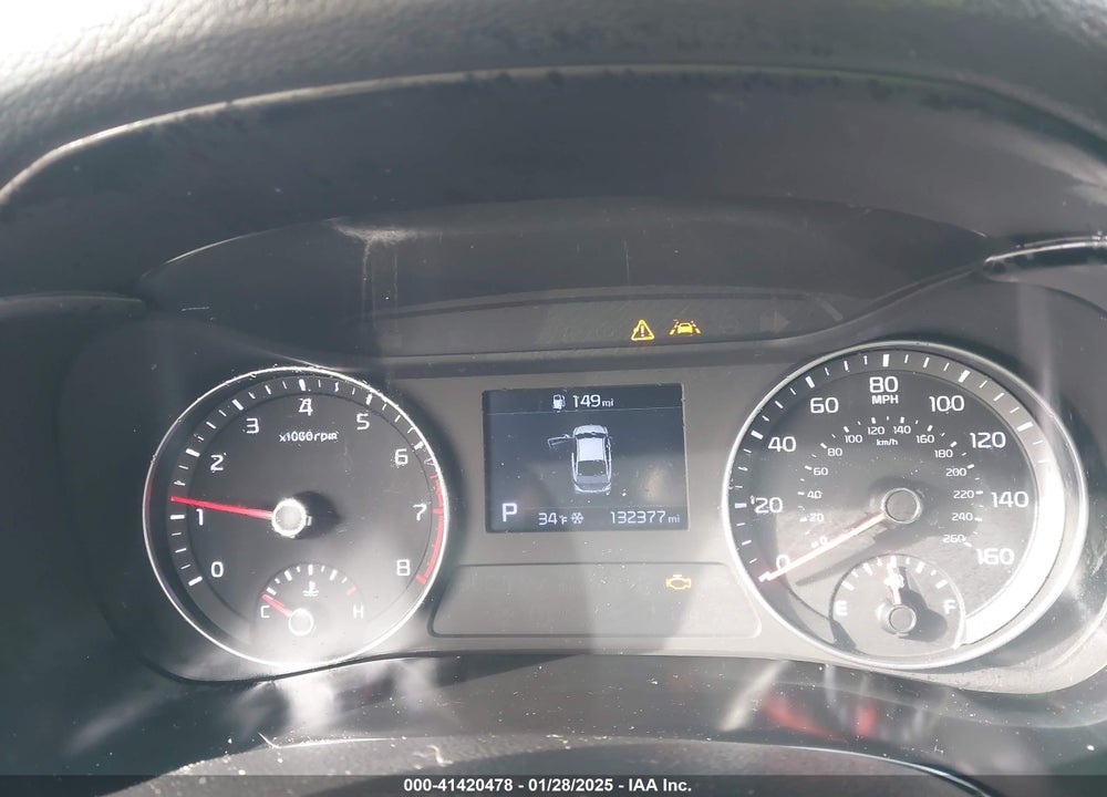 2019 KIA FORTE LXS VIN: 3KPF24AD1KE134586