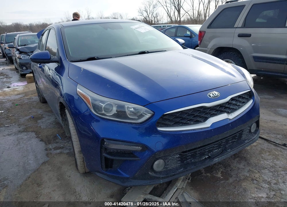 2019 KIA FORTE LXS VIN: 3KPF24AD1KE134586