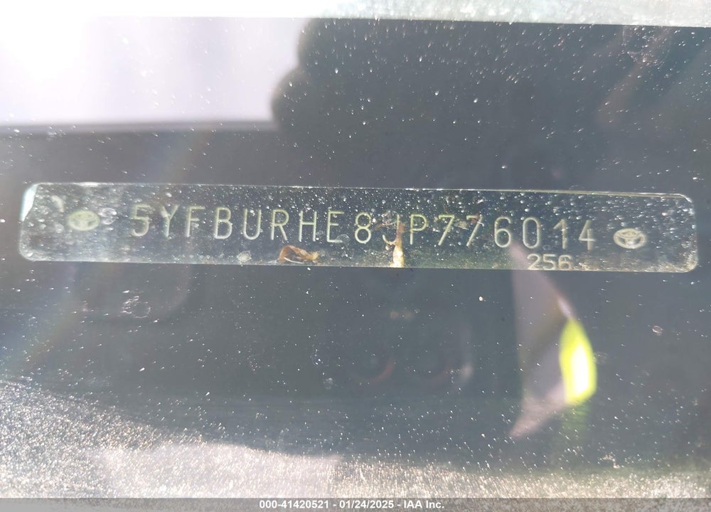 2018 TOYOTA COROLLA L VIN: 5YFBURHE8JP776014