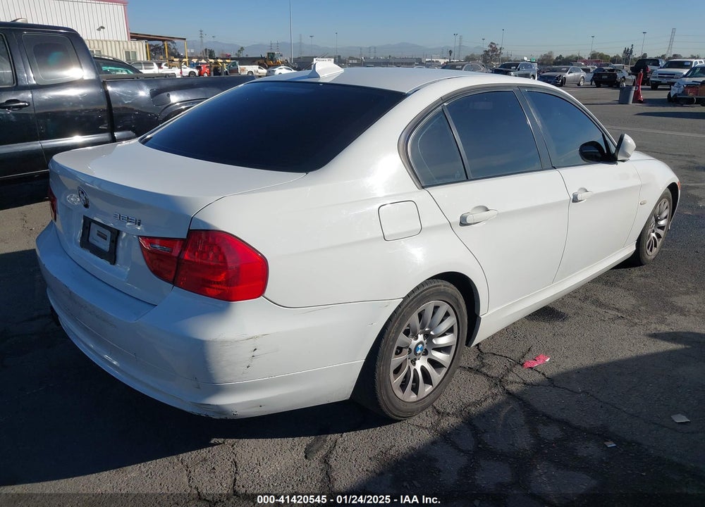 2009 BMW 328I VIN: WBAPH77549NL83293