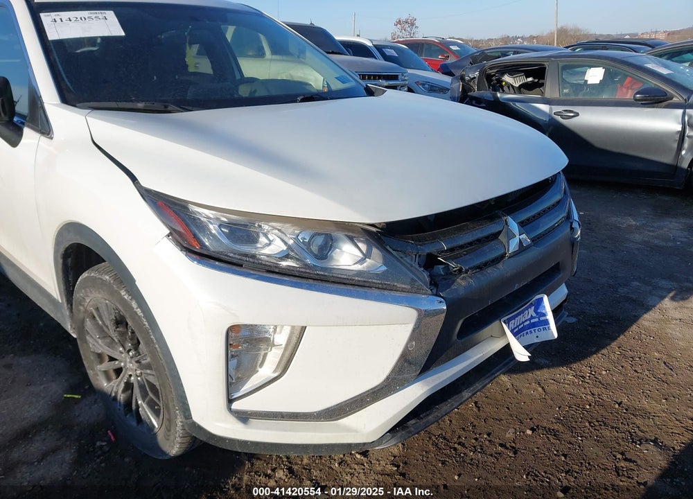 2019 MITSUBISHI ECLIPSE CROSS LE VIN: JA4AT4AA0KZ011549