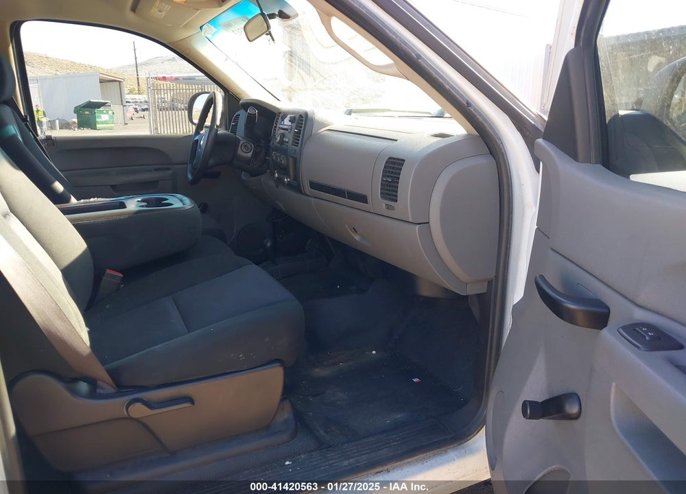 2011 CHEVROLET SILVERADO 1500 VIN: 3GCPKPE37BG406098