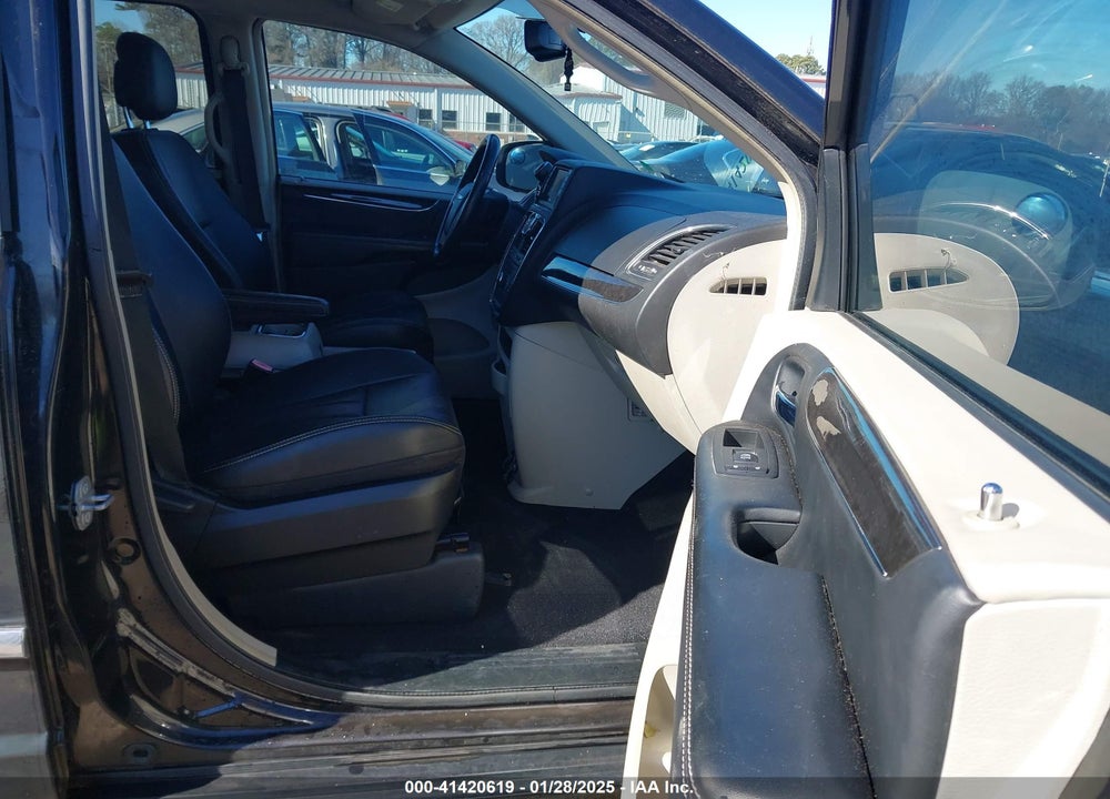 2015 CHRYSLER TOWN & COUNTRY TOURING VIN: 2C4RC1BG5FR525133