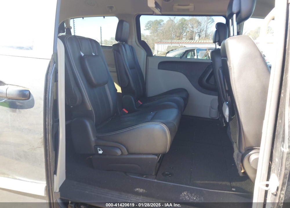 2015 CHRYSLER TOWN & COUNTRY TOURING VIN: 2C4RC1BG5FR525133