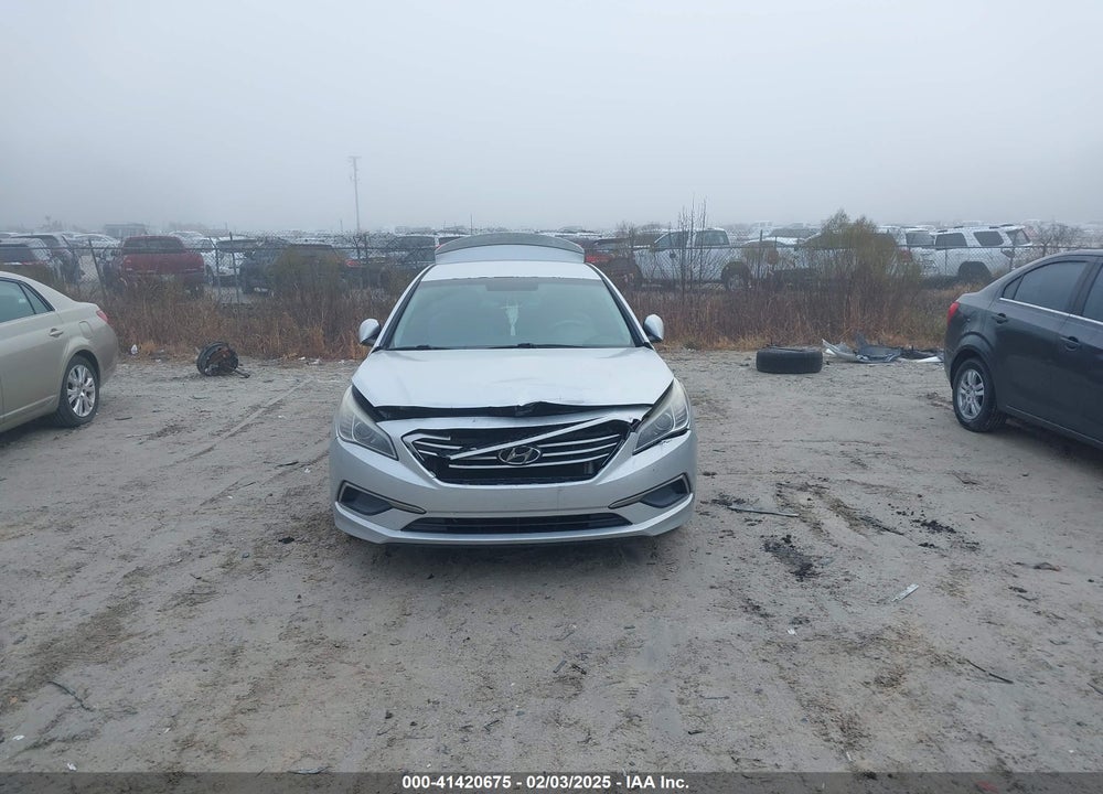 2016 HYUNDAI SONATA VIN: 5NPE24AF5GH304108