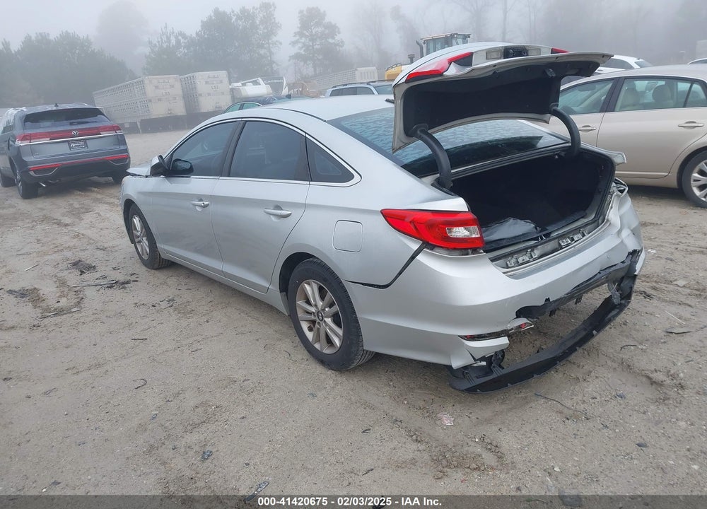 2016 HYUNDAI SONATA VIN: 5NPE24AF5GH304108