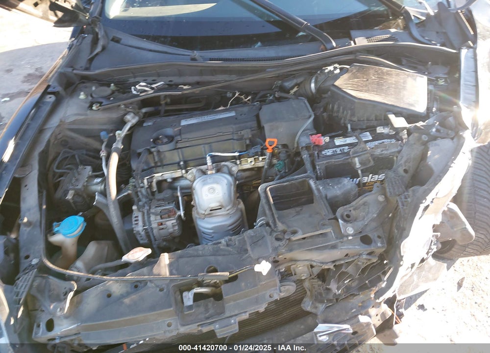 2015 HONDA ACCORD VIN: 1HGCT1B89FA004145